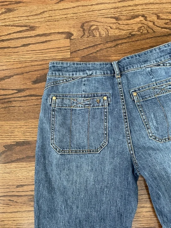 Pilcro The Wanderer Petite Mid-Rise Relaxed Jeans - Picture 7 of 7